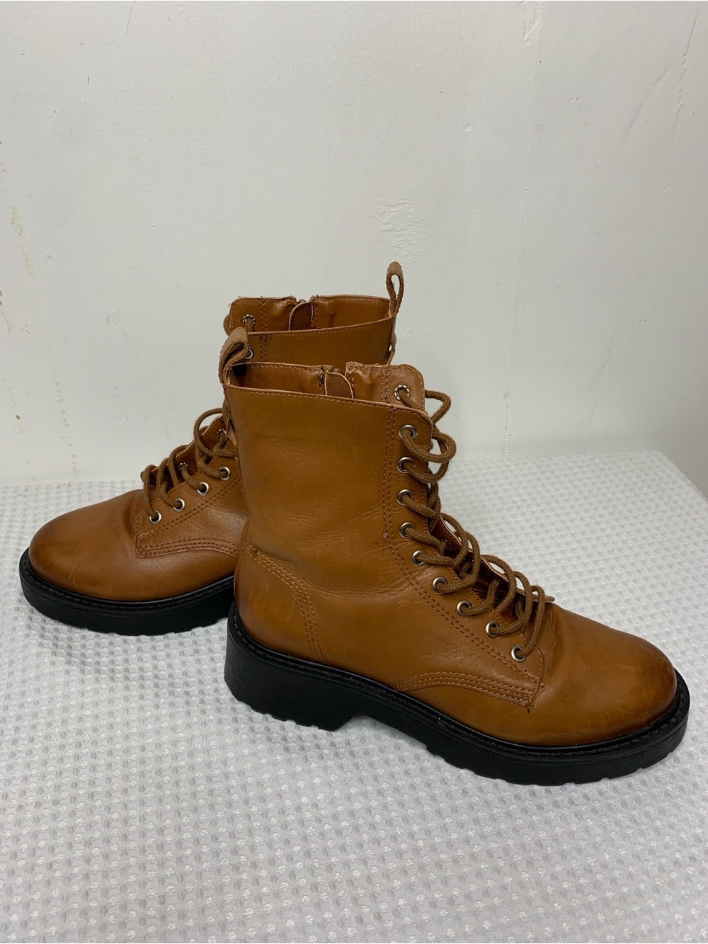Steve Madden Tornado Leather Combat lace up boots Cognac brown 8M Made in Brazil
